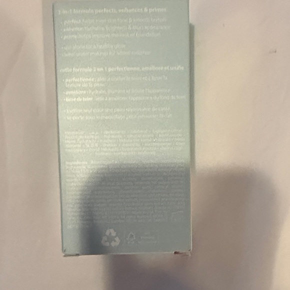 Tarte SEA Glowtion Skin Perfector - Light Blue and White - Picture 2 of 2